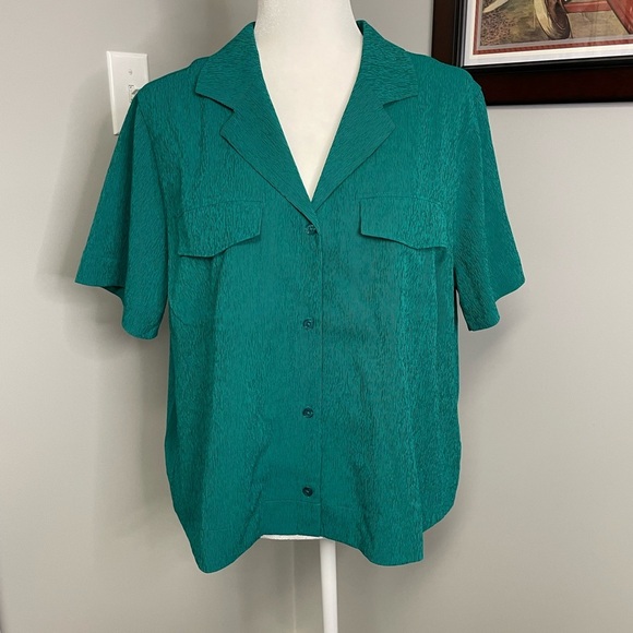 Athleta Tops - Athleta Green Echo Short Sleeve Button Front Shirt Women's Large